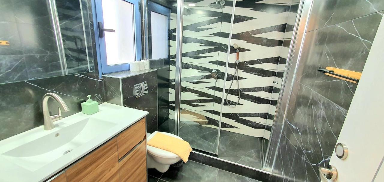 Barak Royal Suites Vip 46 - חמש דקות מהים ומהטיילת Ейлат Екстериор снимка